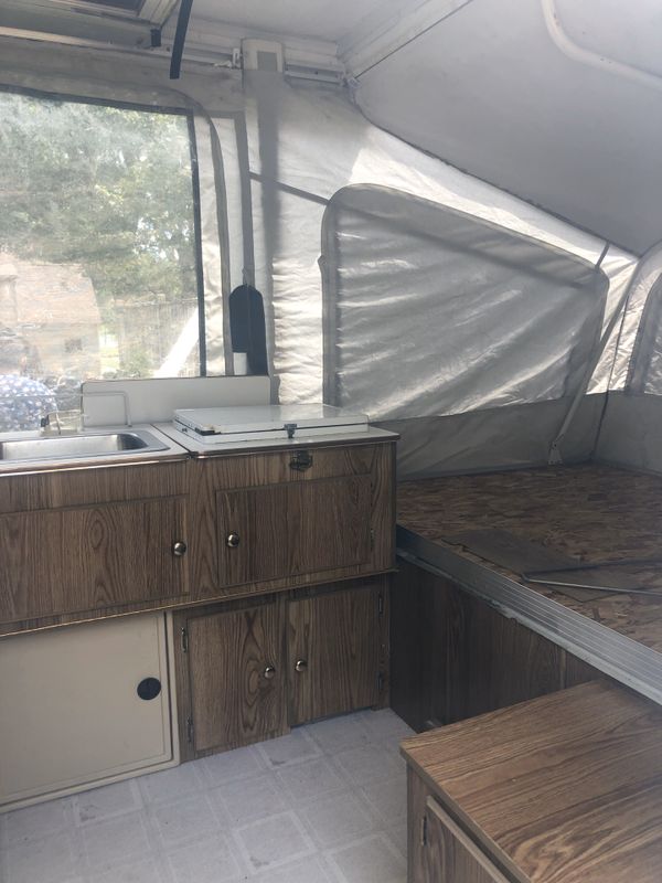 1995 Coleman Taos pop up for Sale in Youngstown, OH - OfferUp