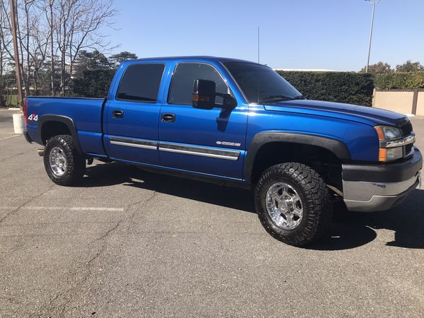 2003 Chevrolet 2500hd Silverado LS Gas 4x4 for Sale in Orange, CA - OfferUp