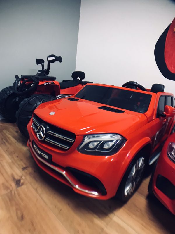 2 seater mercedes electric car