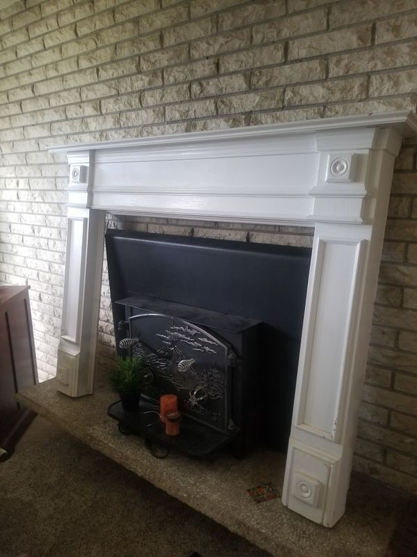 Fireplace mantel wood for Sale in Vancouver WA - OfferUp