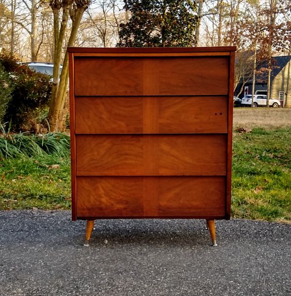 Vintage MCM Ward Dresser for Sale in Midlothian, VA OfferUp