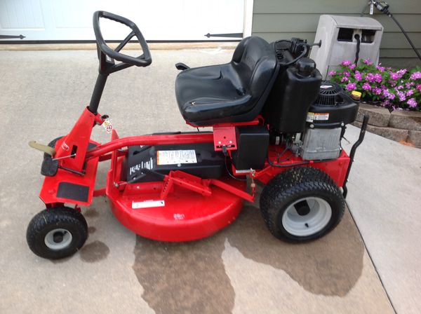 28 inch snapper riding mower for Sale in Dallas, GA - OfferUp