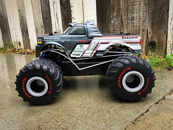 traxxas slash 4x4 rock crawler conversion