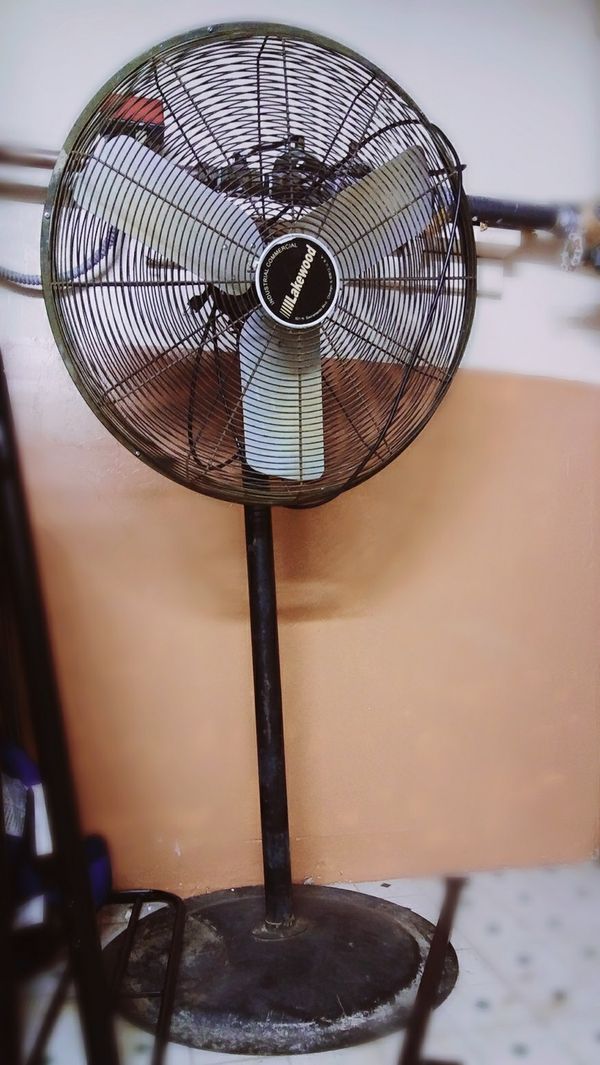 Large Industrial fan 6 feet +tall on adjustable stand for Sale in Seattle, WA OfferUp