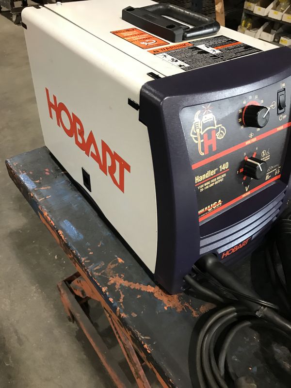 HOBART HANDLER 140 MIG WELDER / WELDING MACHINE for Sale in Manvel, TX