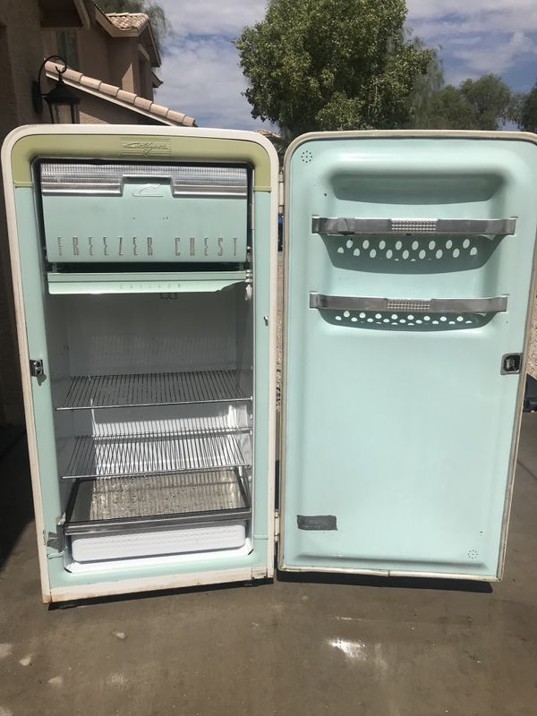 1940s / 1950’s Coldspot fridge for Sale in Queen Creek, AZ - OfferUp