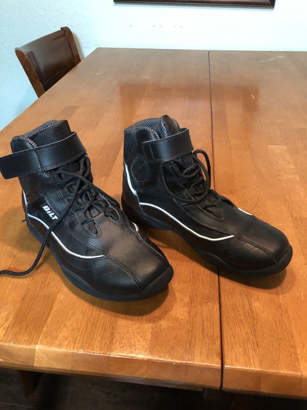 pit crew boots