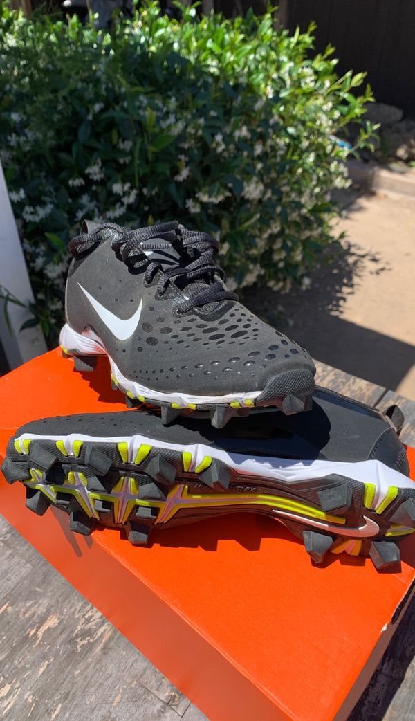 nike hyperdiamond 2.5 keystone softball cleats