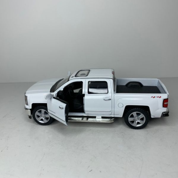 chevy silverado toy model truck