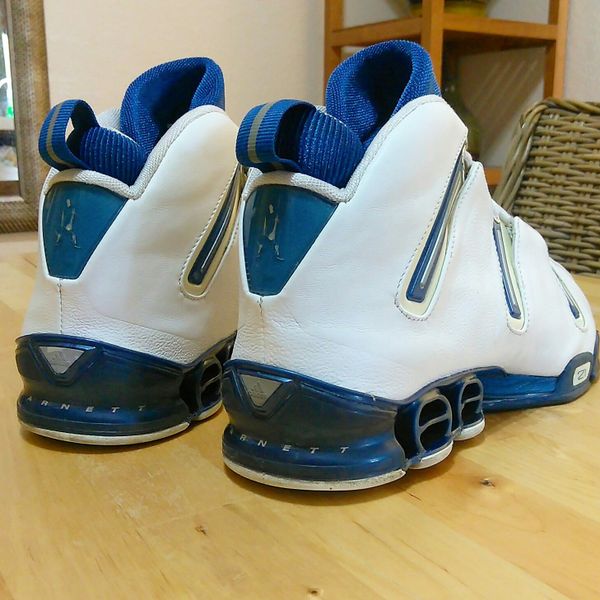 kevin garnett and 1 shoes
