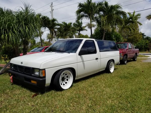 Nissan pickup d21