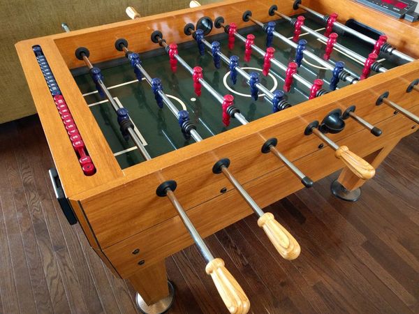 harvard-foosball-table-with-electronic-scoring-excellent-condition