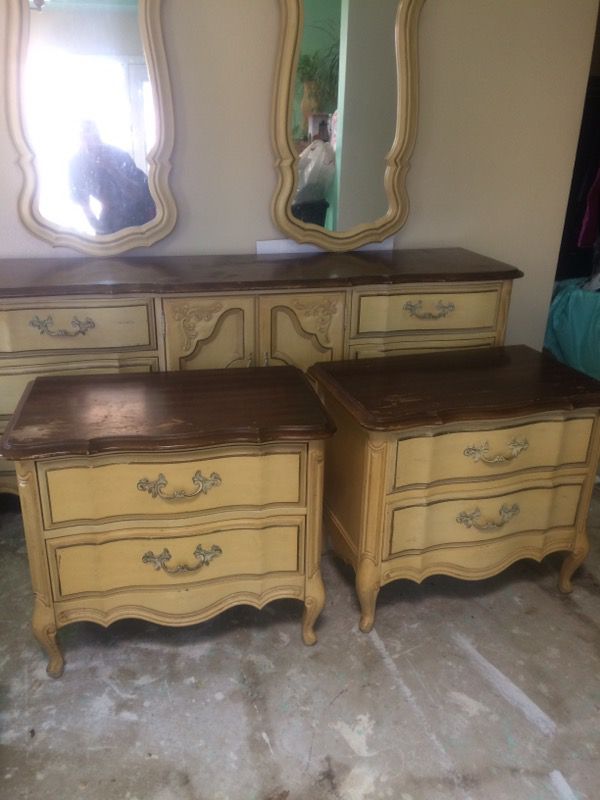 Moving sale! Stanley furniture antique bedroom set.. great condition ...