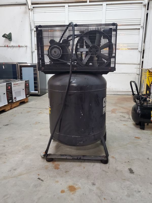CENTRAL PNEUMATIC 29 Gallon 2 HP 150 PSI Cast Iron Vertical Air