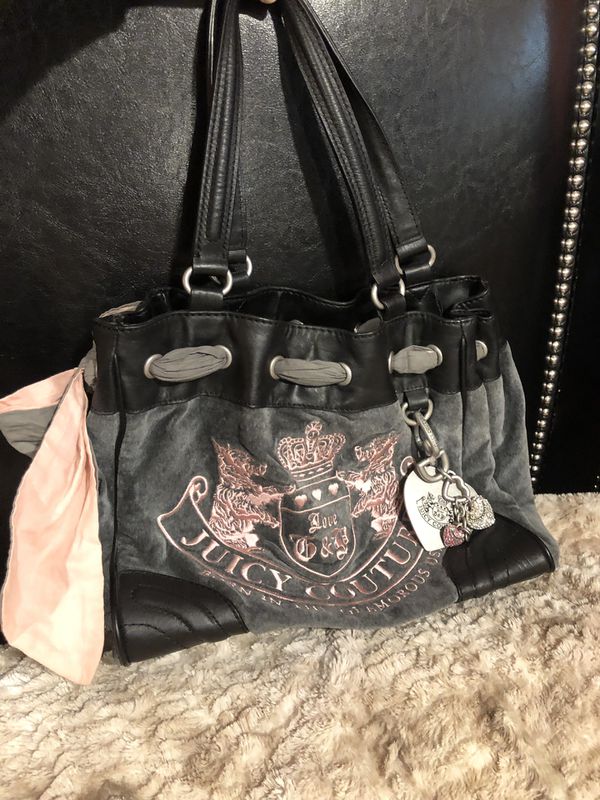 Authentic Gucci Large Black Leather Embossed Speedy Bag for Sale in  Murrieta, CA - OfferUp