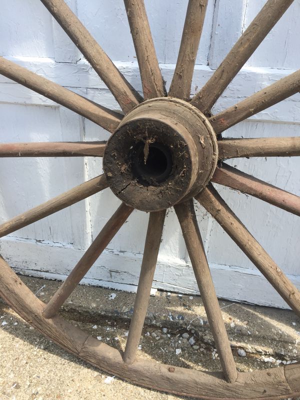 Antique Wagon Wheels (54”) for Sale in Bellevue, IL OfferUp