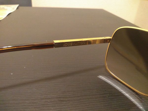 Sun glasses Louis Vuitton for Sale in Houston, TX - OfferUp