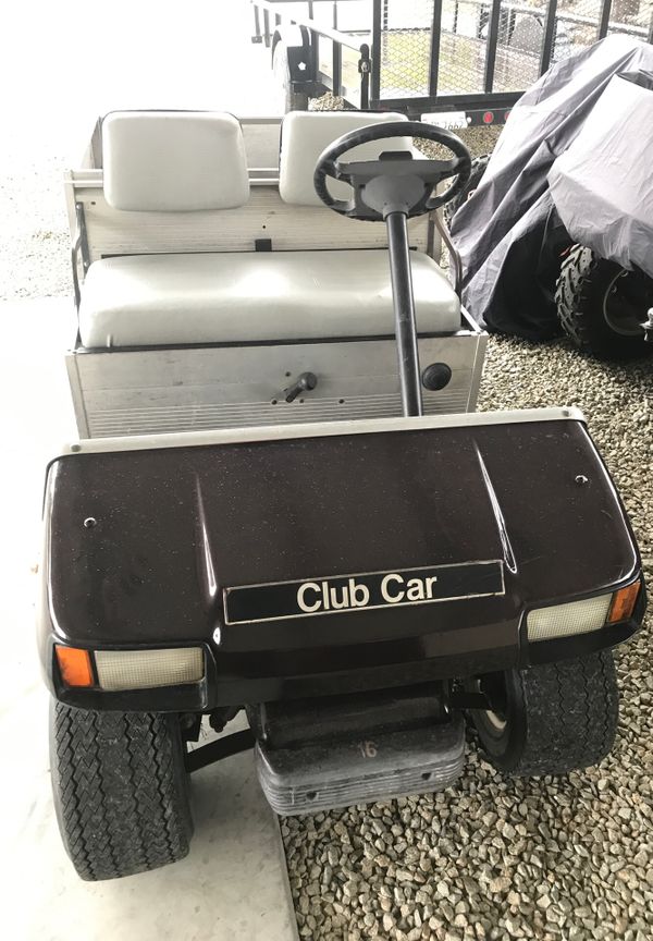 1999 gas club car utility golf cart w folding dump bed. Runs great for