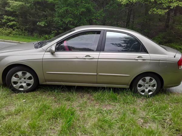 2007 Kia Spectra Ex selling for parts for Sale in Forestville, MD - OfferUp