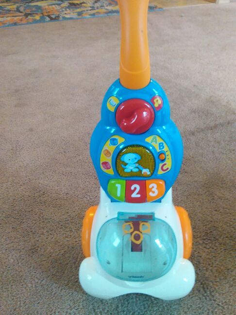 little people vacuum
