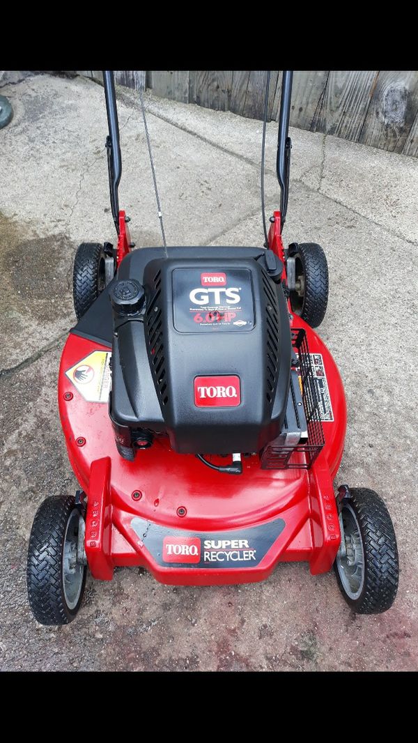 Toro 21" Inch Super Recycler Push Lawnmower W/Aluminum Deck for Sale in