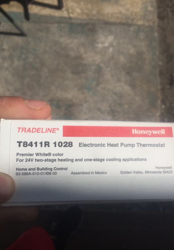 honeywell t8411r 1028 electronic heat pump thermostat brand new 10