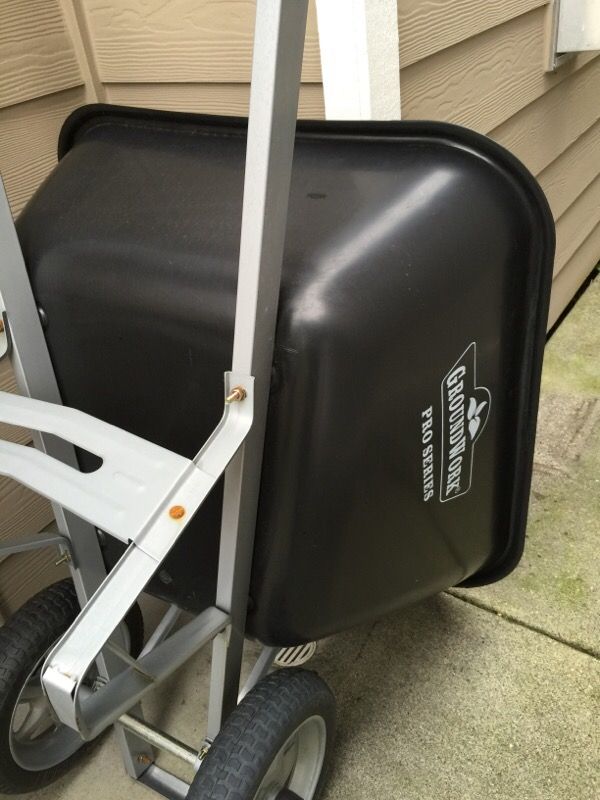GroundWork Pro Series 10CF Wheelbarrow for Sale in Monroe, WA OfferUp