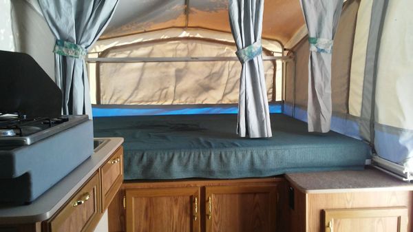 2000 Starcraft Meteor Popup camper for Sale in Henderson, CO - OfferUp