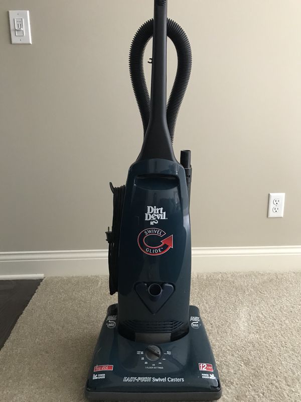 Dirt Devil Swivel Glide 12amp Vacuum for Sale in Lino Lakes, MN OfferUp