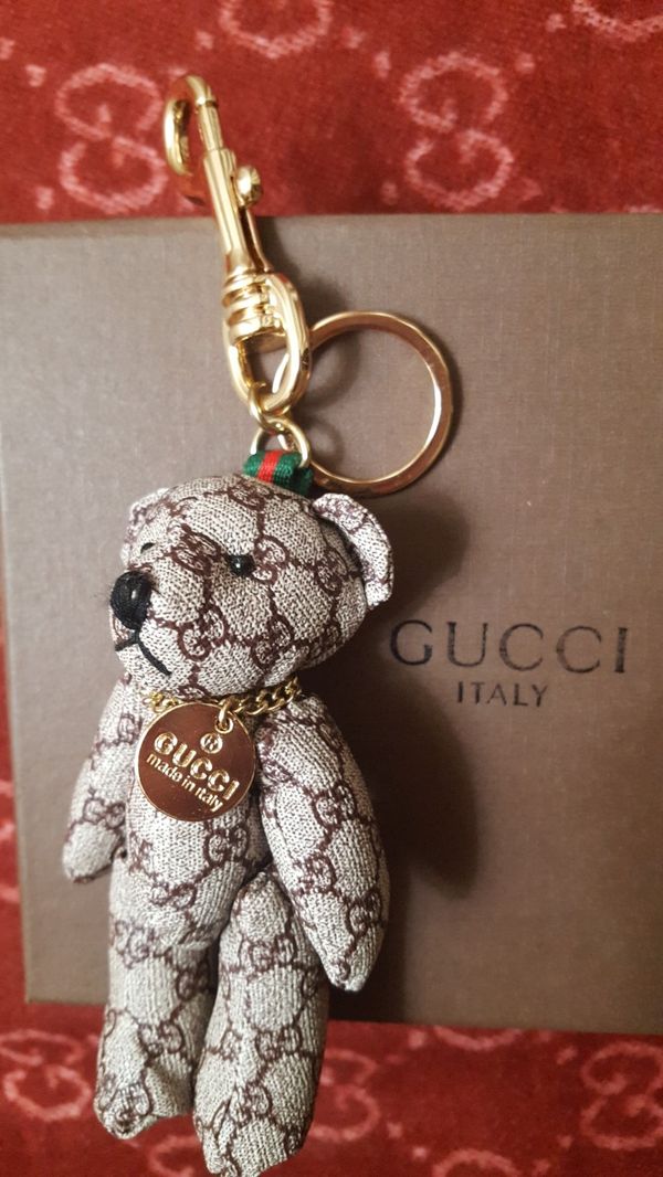 gucci bear keychain