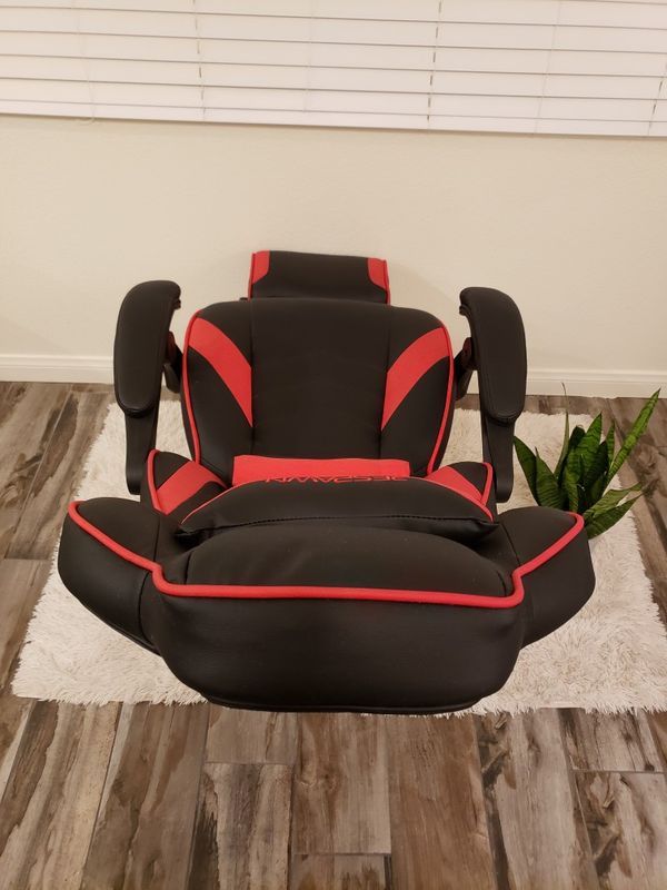 Respawn Gaming Chair Ergonomic Racing Style Recliner with Lumbar