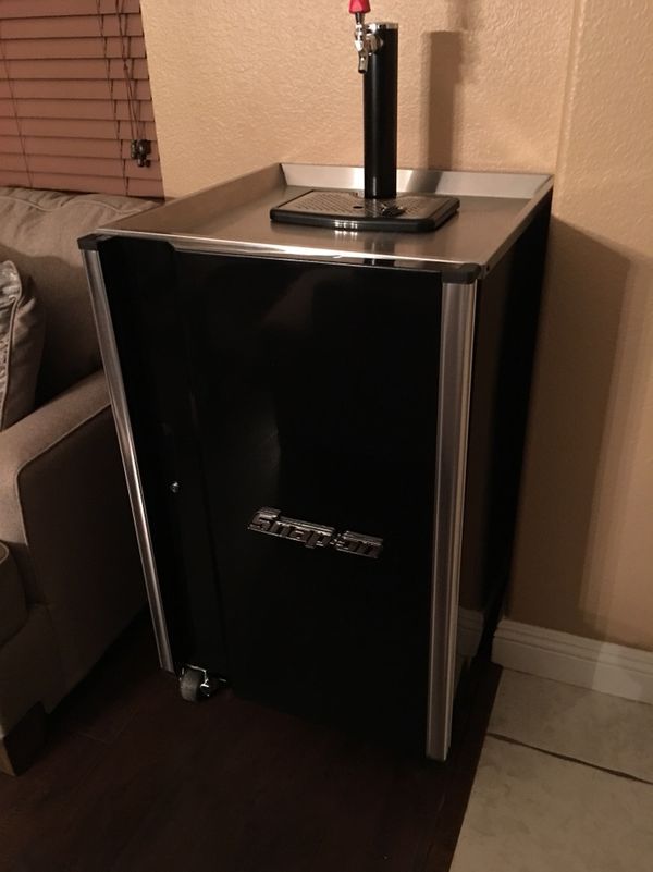 New black snap on kegerator. Rare. Brand new for Sale in Lancaster, CA ...