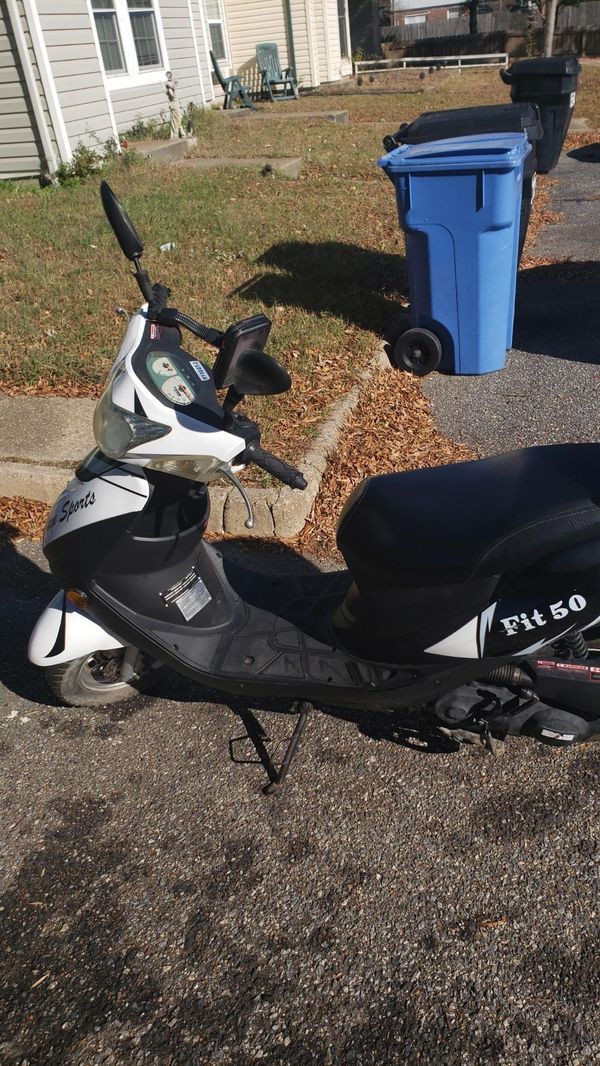 2017 Peace Sports 50cc Scooter for Sale in Virginia Beach, VA OfferUp