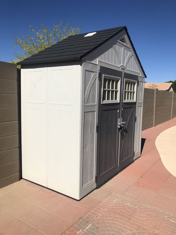 Craftsman outdoor shed 8‘ x 4‘ for Sale in Gilbert, AZ 