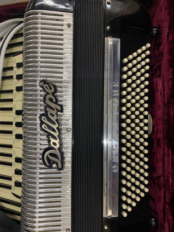 Dallape Organtone 1950s accordion for Sale in Orondo, WA - OfferUp