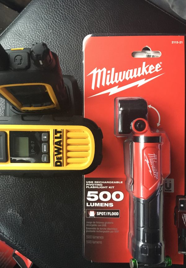 Milwaukee 500 lumens and DEWALT WALKIE TALKIE Set, IP67, CHD800 for