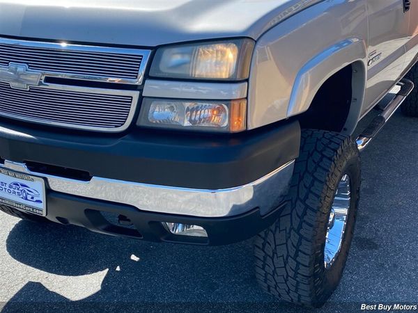 2006 Chevrolet Silverado 2500 6.6L LLY Duramax Diesel 4X4