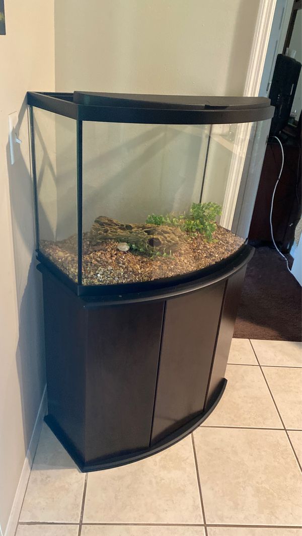 (SOLD )Used Fish Tank 45-50 gallons (can’t remember the size) in ...