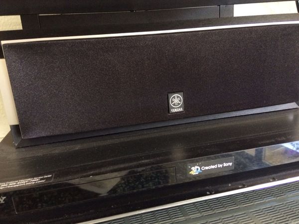 Yamaha sound Dolby cinema DSP system HTR5935 for Sale in Pomona, CA