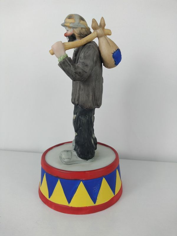 The San Francisco music box company clown hobo windup music box for