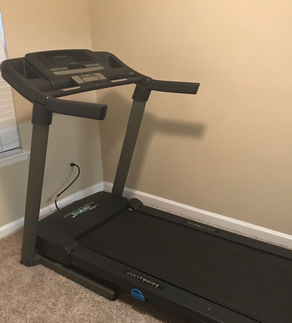 Proform XP Weight Loss 620 Treadmill for Sale in Arlington, TX - OfferUp