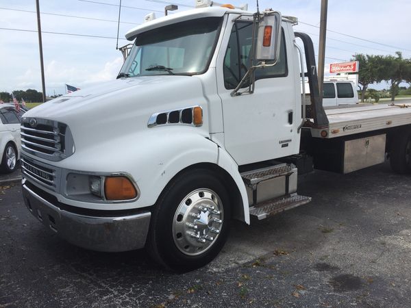 2006 Sterling Tow Truck for Sale in Cape Coral, FL - OfferUp