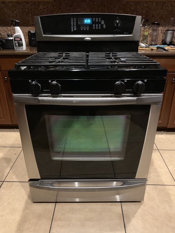 Whirlpool Gas Stove for Sale in Clermont, FL OfferUp