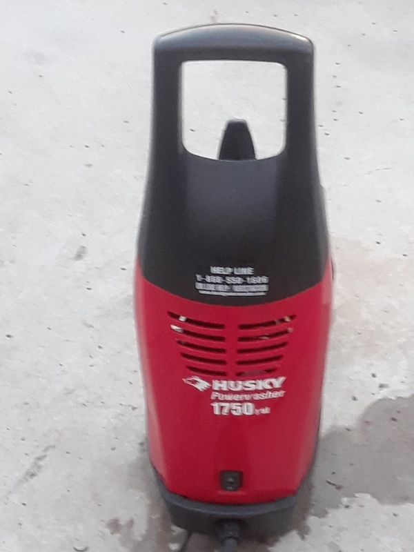 Husky 1750 psi power washer for Sale in Phoenix, AZ - OfferUp