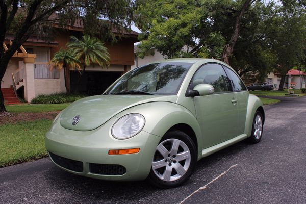 Volkswagen beetle green