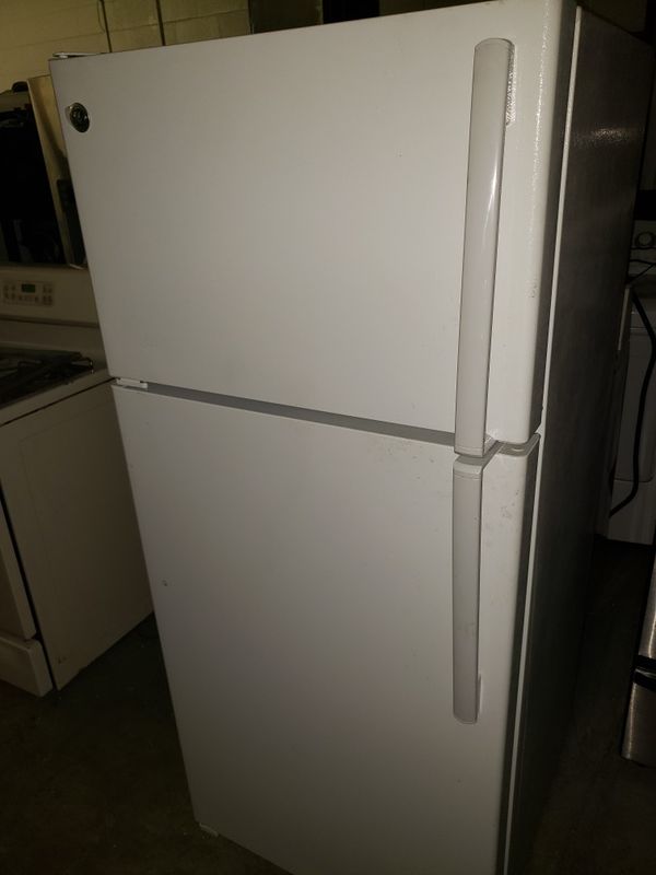GE 20 cubic ft. Refrigerator for Sale in Chesapeake, VA OfferUp