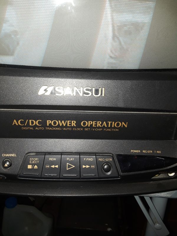 SANSUI 13 INCH TV VCR for Sale in Victorville, CA - OfferUp