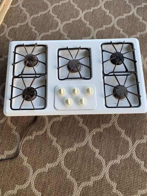 Maytag 36 inch 36” Gas Cooktop 5 Burner White Gas Range Stove Cooktop