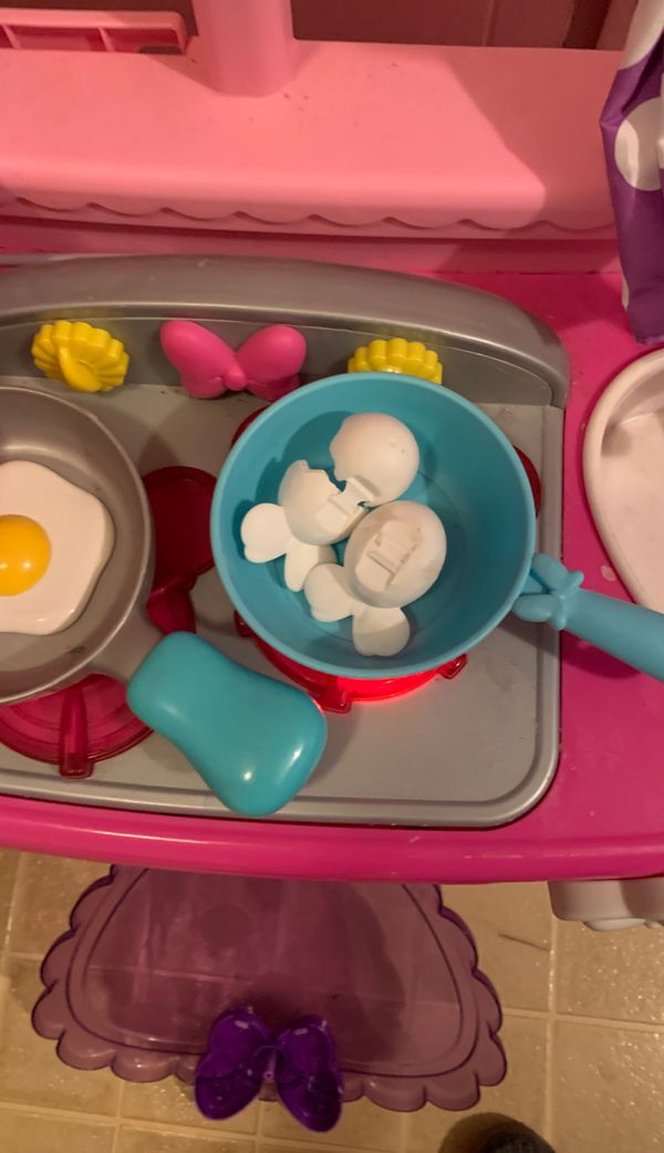 target minnie mouse kitchen set