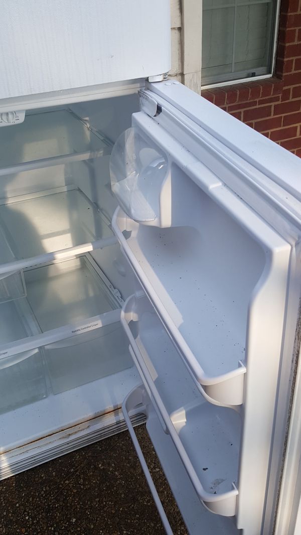 Junk refrigerator free for Sale in Olive Branch, MS OfferUp